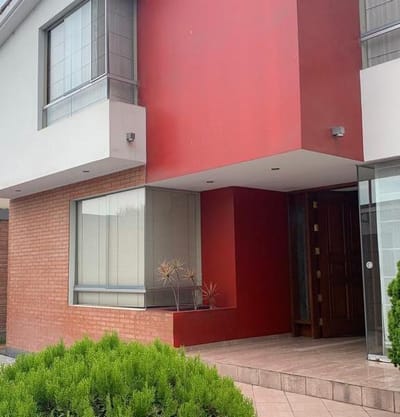 VENDO CASA EN ZONA EXCLUSIVA URB. EL REFUGIO LA MOLINA $555000 AT:454m2 AC:320
