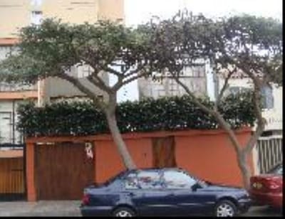 ALQUILO CASA PARA VIVIENDA, OFICINA A PUERTA CERRADA O HOSTEL