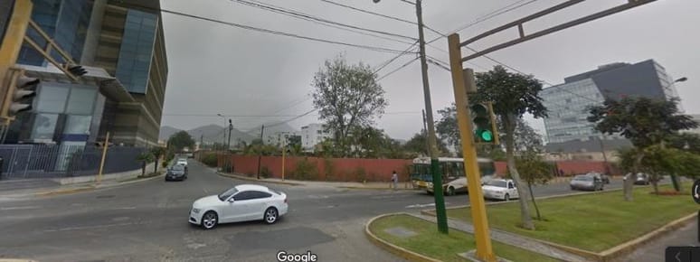 ATENCION CONSTRUCTORES - MAGNIFICO TERRENO COMERCIO ZONAL - AV. OLGUIN