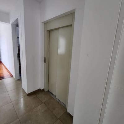 ALQUILO LINDO Y FUNCIONAL FLAT, EQUIPADO Y AMOBLADO, LISTO PARA HABITAR