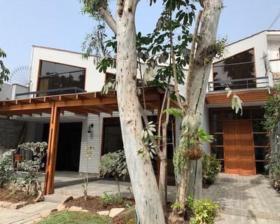 OCASION!! VENDO O ALQUILO LINDA CASA MUY BUENA UBICACION