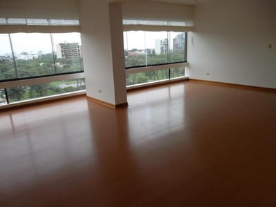 Departamento en Alquiler en San Isidro