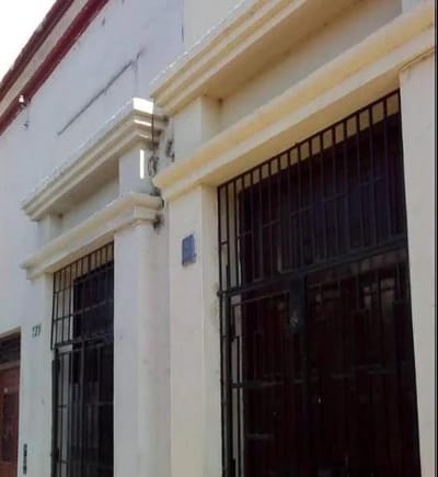 Casa como terreno en Trujillo, cerca a la Plaza de Armas, zona Comercial