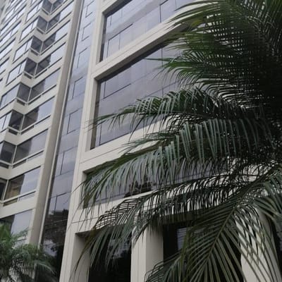 VENDO  COMODO DEPARTAMENTO PISO 12 ASCENSOR DIRECTO FRENTE AL GOLF 305 M2