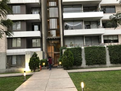 Moderno departamento en un super condominio en Surco