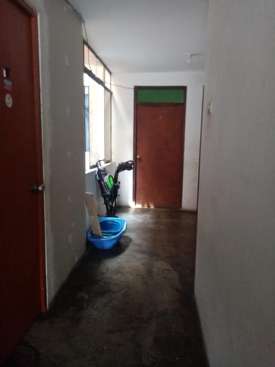 Remato casa 4 pisos por remodelar