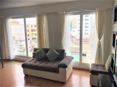 MUY AMPLIO, ILUMINADO, DUPLEX con cochera