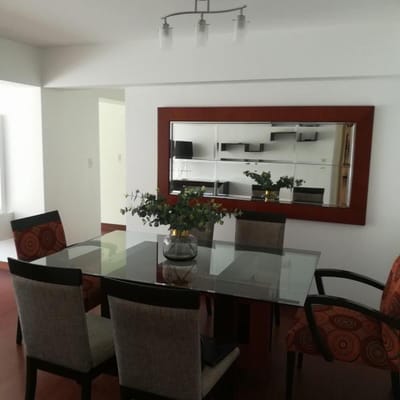 VENDO DEPARTAMENTO CON BALCON  3 DORMITORIOS EN MIRAFLORES