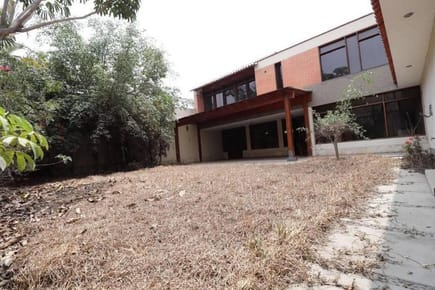 VENTA DE CASA COMO TERRENO CHACARILLA SAN BORJA PRIMAVERA