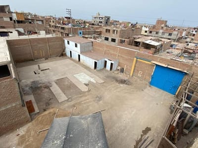 ALQUILO TERRENO INDUSTRIAL /TRIFASICO US$1000 CHORRILLOS