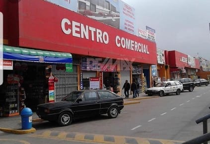 Venta de Local Comercial en Ate