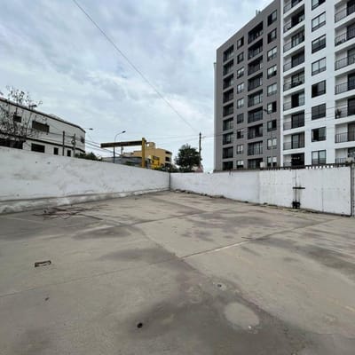 Local Comercial esquina Av Petit Thouars San Isidro