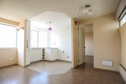 SE VENDE COMODO MINI DEPARTAMENTO EN BREÑA