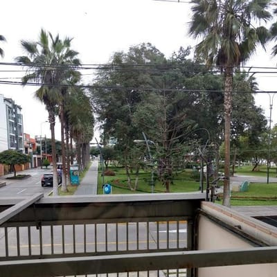 San Borja, departamento frente a parque S/M 3 dorm. $800