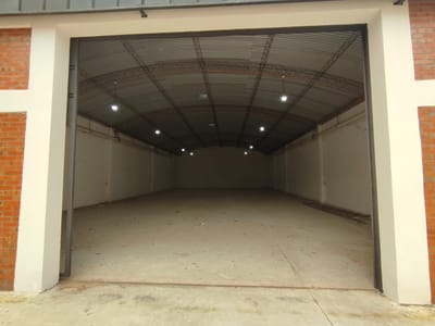 TINGLADO EN VENTA - ZONA MOISES BERTONI SAN LORENZO. SHY.