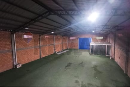 ALQUILO DEPÓSITO de 500 m2 sobre Acceso Sur - San Antonio