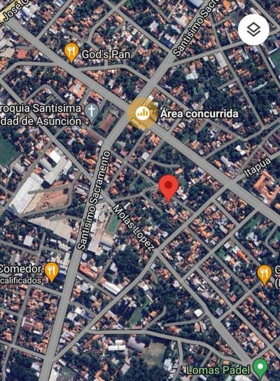 EN VENTA AMPLIA PROPIEDAD IDEAL PARA DESARROLLO A PASOS DE SANTISIMA TRINIDAD