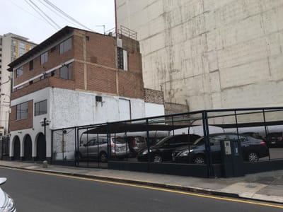 Vendo Terreno 597 m² en Miraflores
