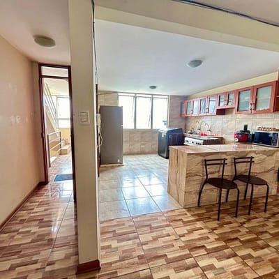 Vendo departamento en Precursores Surco