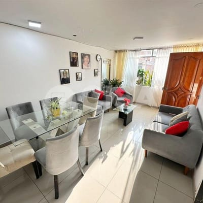 VENDO ACOGEDOR DEPARTAMENTO EN SURCO