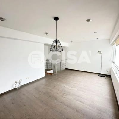 VENDO ELEGANTE DEPARTAMENTO DUPLEX EN MIRAFLORES