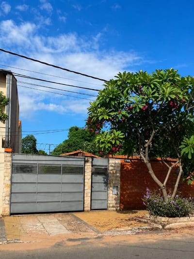 Vendo Casa en Barrio Nazareth, Asuncion
