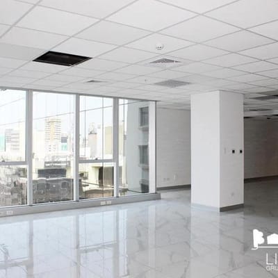 Alquilo oficina en exclusivo edificio, 2 mensualidades gratis DESCUENTO
