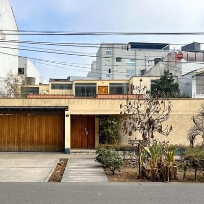 VENTA CASA COMO TERRENO EN VALLE HERMOSO SURCO