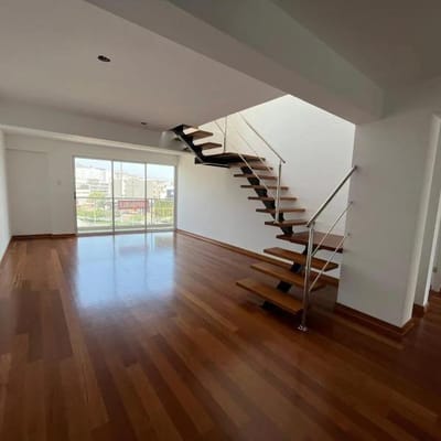De estreno! En venta Duplex con terraza en  Buena Vista Chacarilla - San Borja