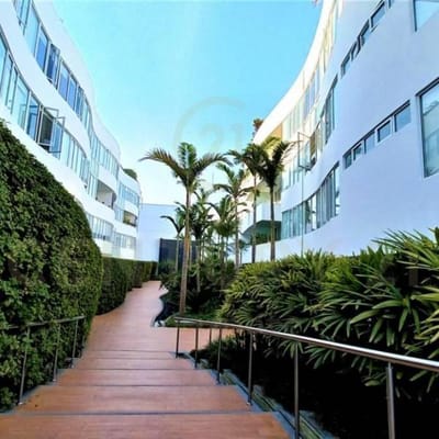 Precioso dplex con excelente distribucin y acabados de lujo
