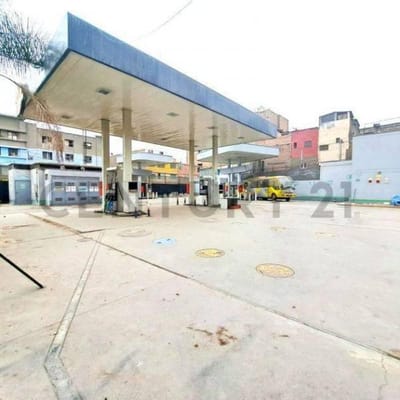 TERRENO EN VENTA LA VICTORIA  PARAMETRO  PISOS