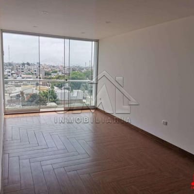DEPARTAMENTO EN 7° PISO EN AV. VARCARCEL CERCA A PLAZA VEA - URB. PRIMAVERA - OCASIÓN