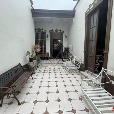 CASONA EN ALQUILER A UNA CUADRA DE LA PLAZA DE ARMAS - CALLE BOLOGNESI