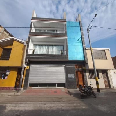 SE ALQUILA LOCAL COMERCIAL EQUIPADO O SIN EQUIPAR A ESPALDA DE  AV. MANUEL SOANE