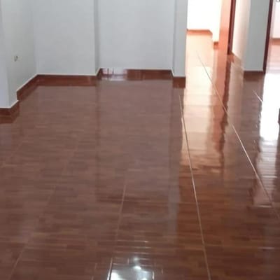 ALQUILER AMPLIO DEPARTAMENTO EN MARISCAL CACERES SJL.