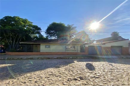 VENDO CASA EN LAMBARE ZONA PRIMERO DE MARZO