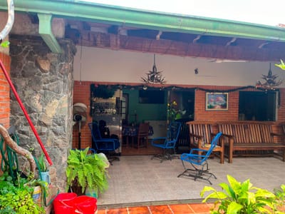 CASA EN BARRIO SANTA ROSA ASUNCION 