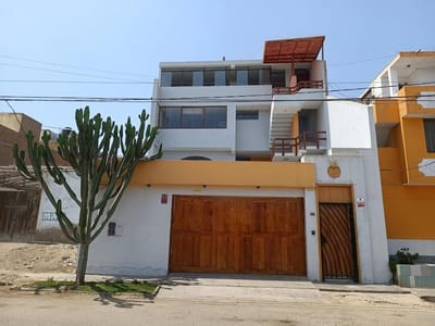 ESPECTACULAR CASA CON 10 DORMITORIOS Y PISCINA, HUANCHACO