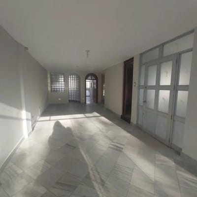 AMPLIO DEPARTAMENTO REMODELADO SIN ASCENSOR EN VENTA EN LA MEJOR ZONA DE JLByR