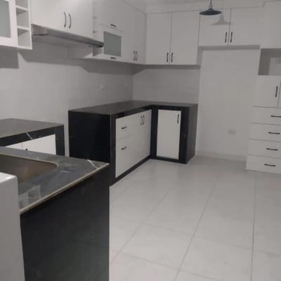 VENDO DEPARTAMENTO  EN  TERCER PISO SIN  ASCENSOR EN J.L.B.Y RIVERO