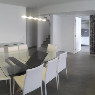 DEPARTAMENTO AMOBLADO 3 DORMITORIOS 2 COCHERAS SAN ISIDRO