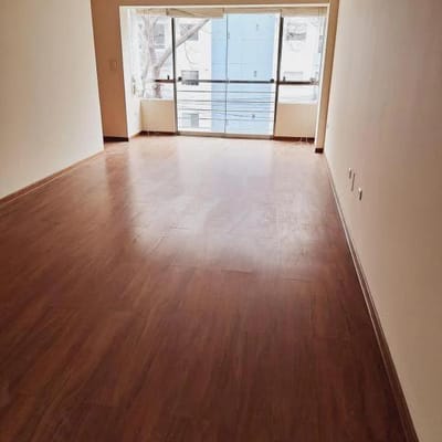 VENTA DPTO. MIRAFLORES 3 DORMITORIOS