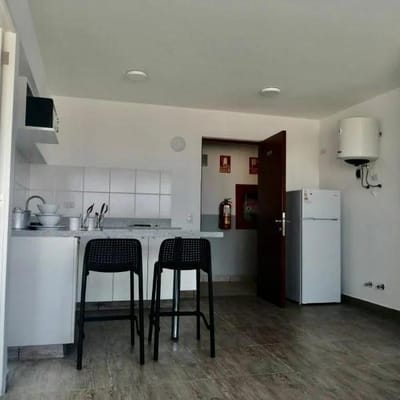 Alquilo 2 dorm s/.2500  incluido servicios  ( U.católica)