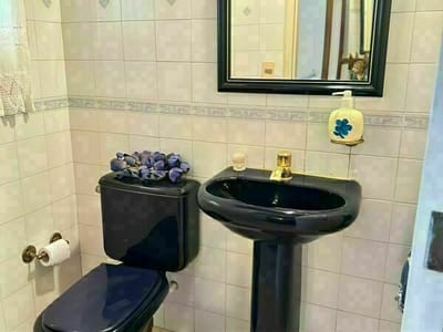 VENDO HERMOSA Y AMPLIA CASA EN ENCARNACION