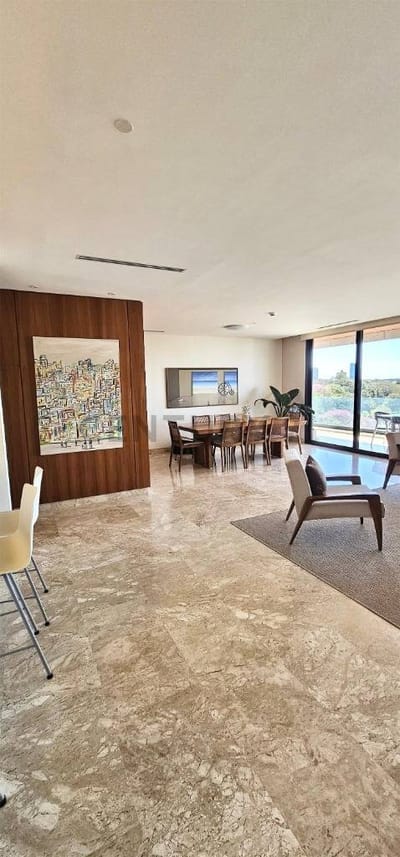 Vendo departamento amoblado de 3 dormitorios en San Jorge, Asunción.