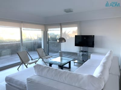 Excelente departamento frente al mar Brava