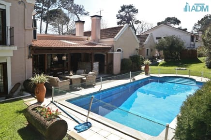 Casa En Venta En Playa Mansa.
