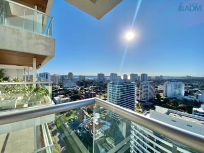 ALQUILER TEMPORARIO DE APARTAMENTO DE 2 DORMITORIOS EN ICON BRAVA
