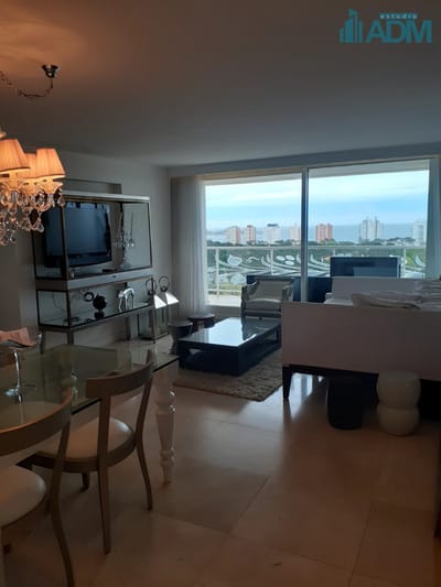 Departamento Piso Alto Yoo