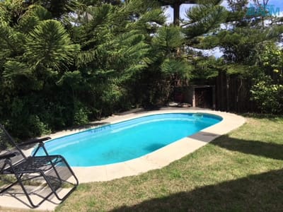 Casa con piscina en Pinares